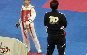 victoire de leo en 8eme de final